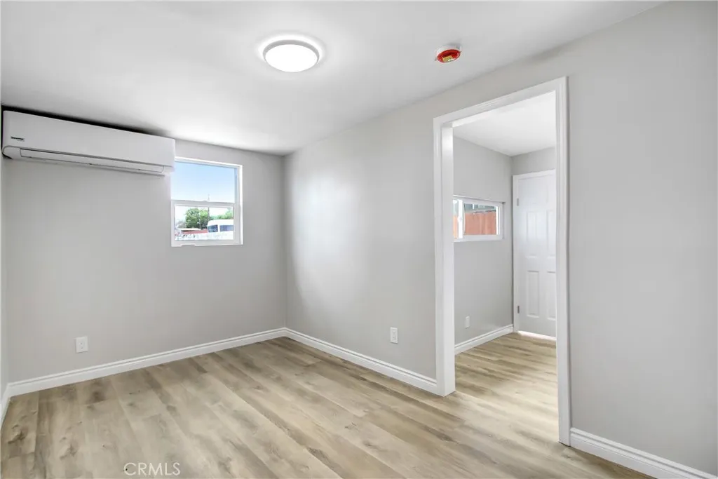 424 W Acacia Avenue, Hemet, California 92543 home-pic-18
