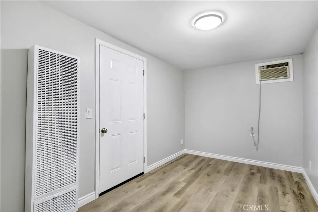 424 W Acacia Avenue, Hemet, California 92543 home-pic-15