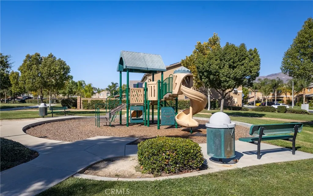 1742 Caseros, San Jacinto, California 92582 home-pic-33