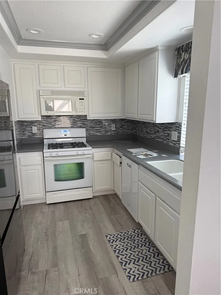 8565 Trinity, Huntington Beach, California 92646 home-pic-1