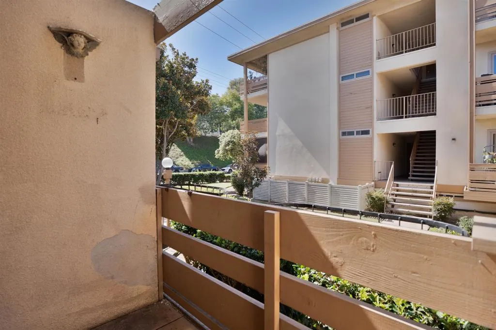 3942 Valeta St 256, San Diego, California 92110 home-pic-10