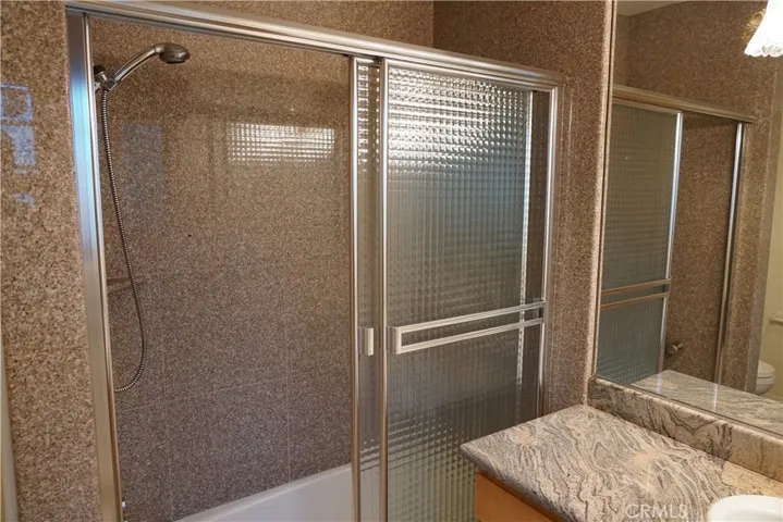 2nd Bathroom Photo 2