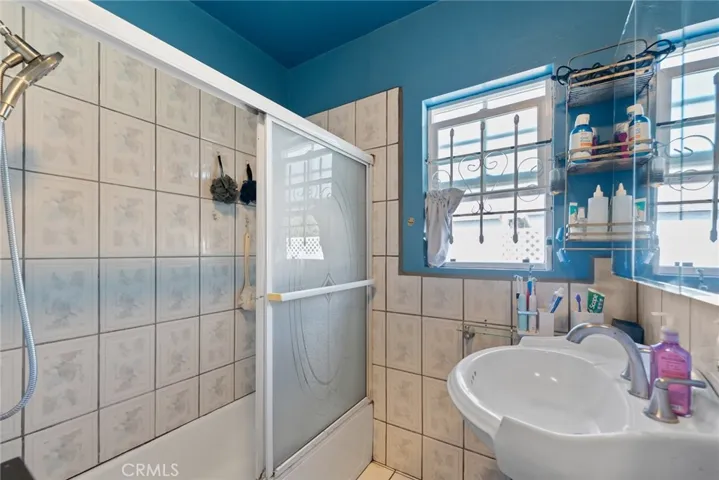 10930 Otis Street, Lynwood, California 90262