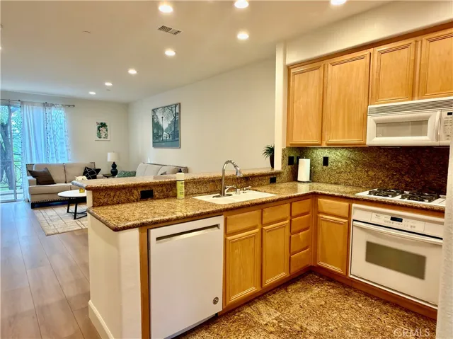 28456 Sassetta, Lake Forest, California 92679