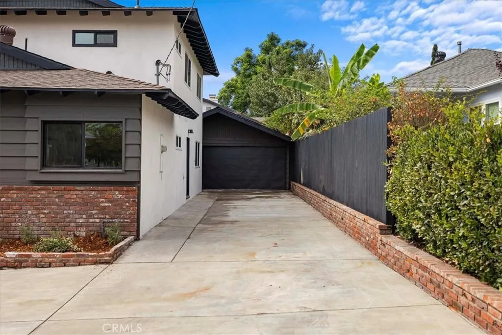 245 W Laurel, Sierra Madre, California 91024 home-pic-39