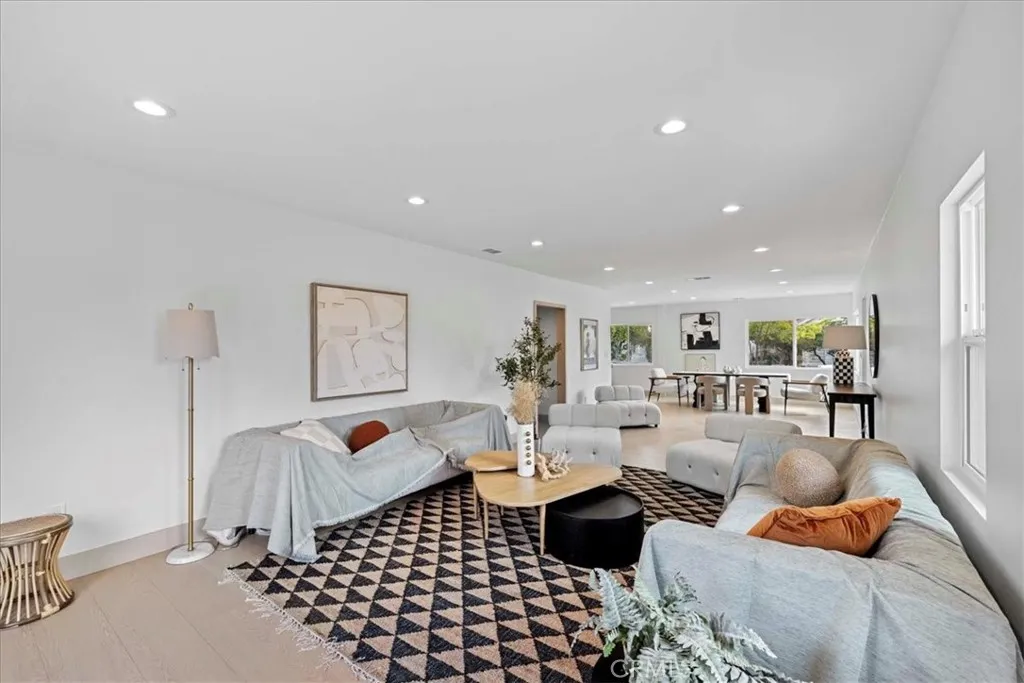 245 W Laurel, Sierra Madre, California 91024 home-pic-20