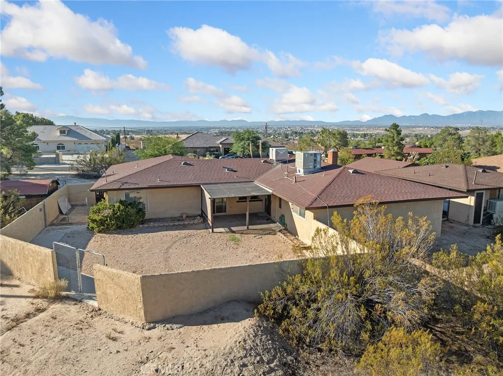18518 Cocqui, Apple Valley, California 92307 home-pic-6