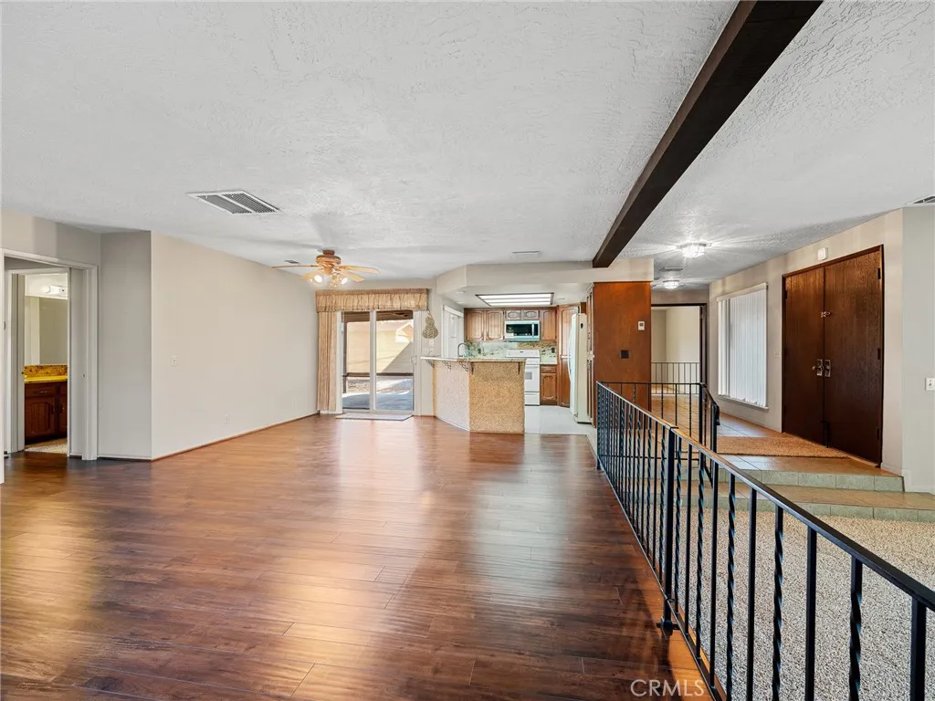 18518 Cocqui, Apple Valley, California 92307 home-pic-25