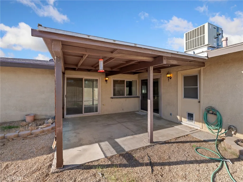 18518 Cocqui, Apple Valley, California 92307 home-pic-53