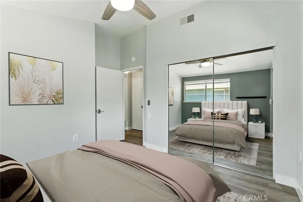 26745 Oak Crossing Rd D, Newhall, California 91321 home-pic-16