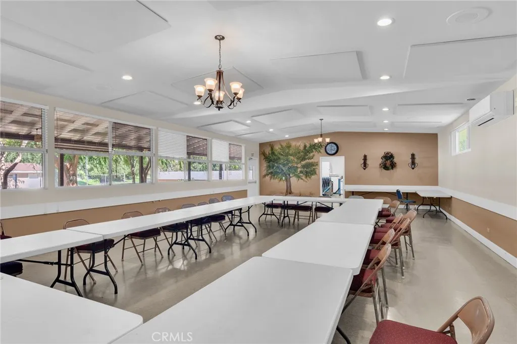 26745 Oak Crossing Rd D, Newhall, California 91321 home-pic-47