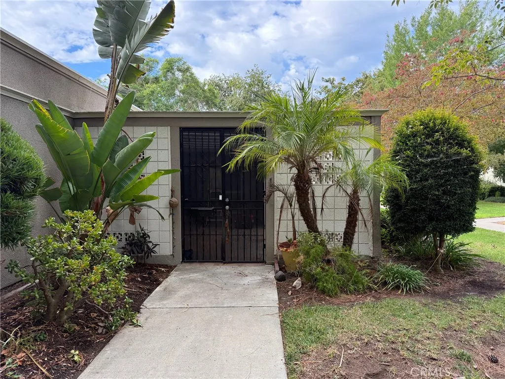 43 Calle Aragon C, Laguna Woods, California 92637 home-pic-0