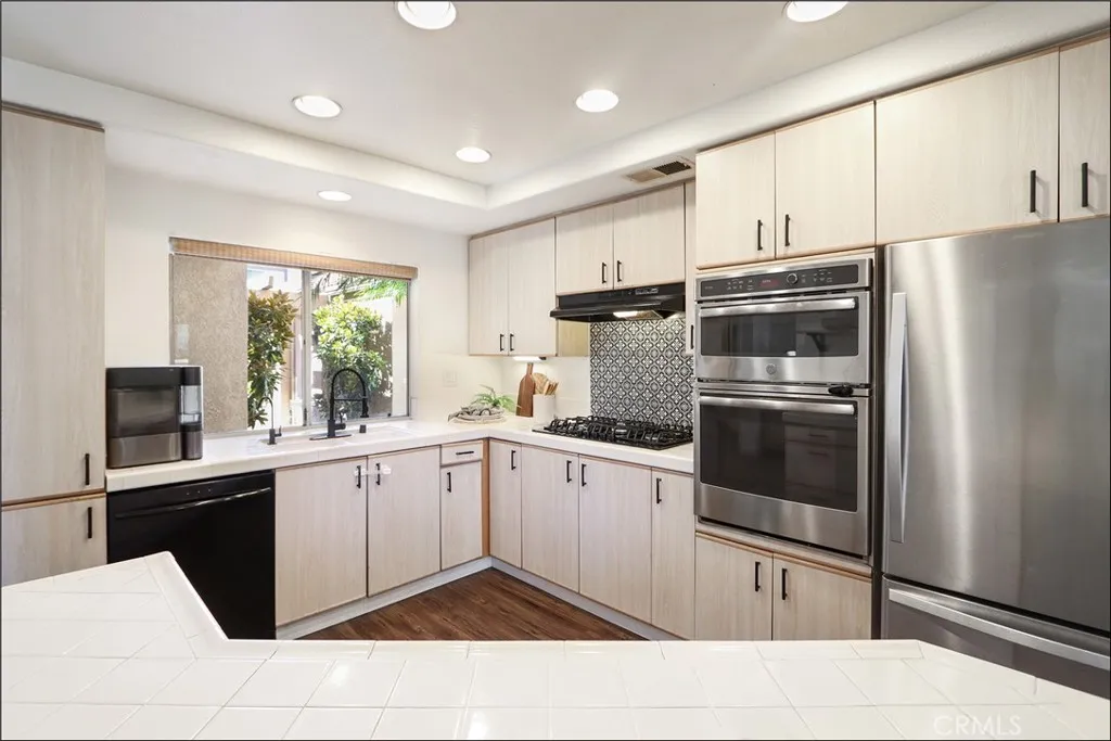 106 Via Athena, Aliso Viejo, California 92656 home-pic-8