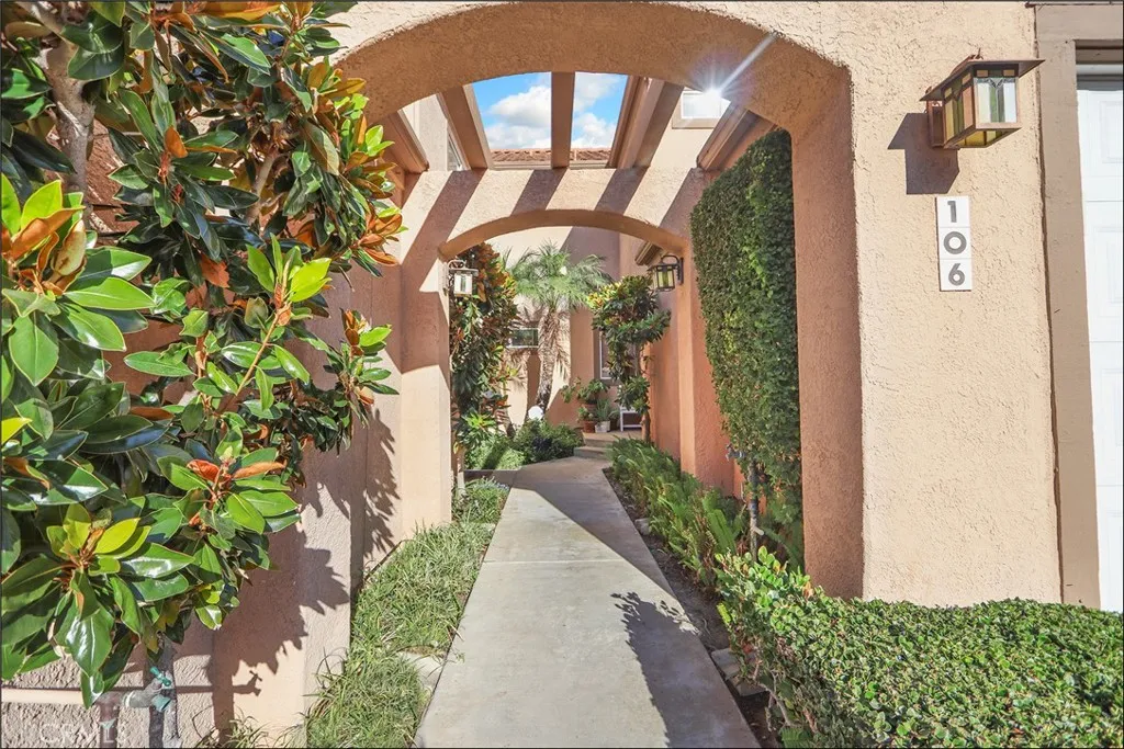 106 Via Athena, Aliso Viejo, California 92656 home-pic-1