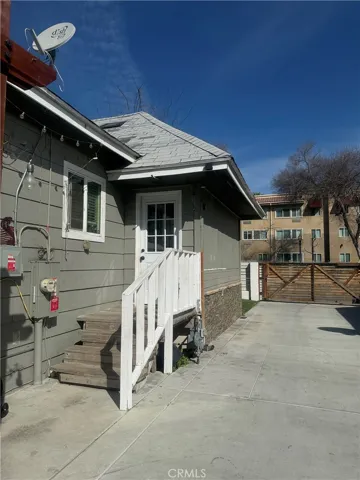 649 Sixth, San Bernardino, California 92410