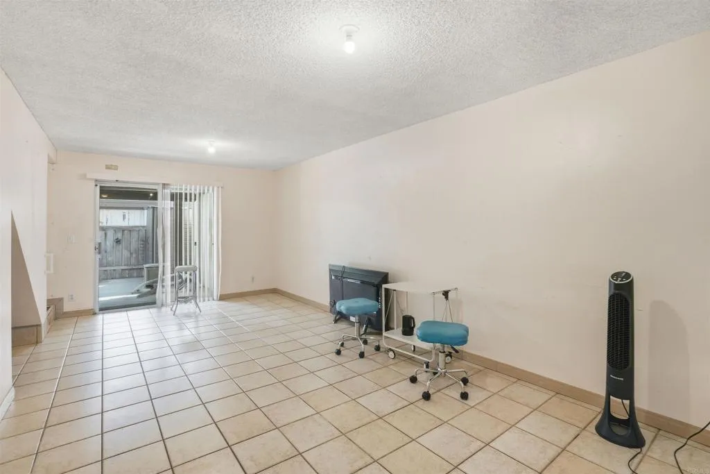 1570 Oro Vista Road 285, San Diego, California 92154 home-pic-3