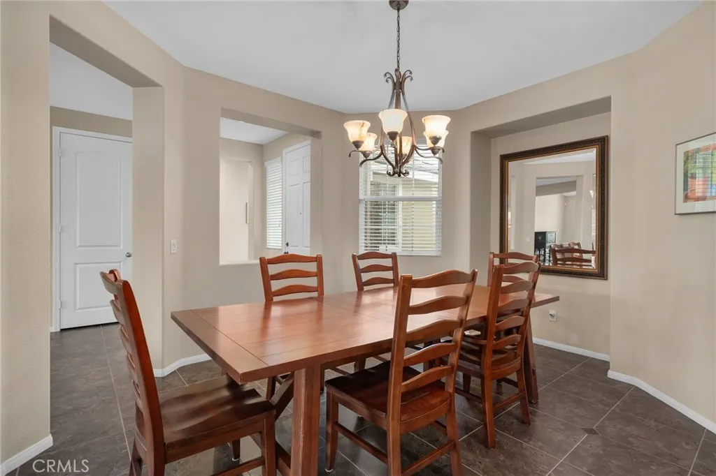 28605 Tracer Court, Riverside, California 92555 home-pic-10