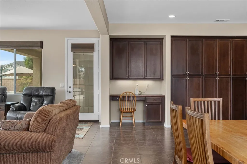 28605 Tracer Court, Riverside, California 92555 home-pic-19