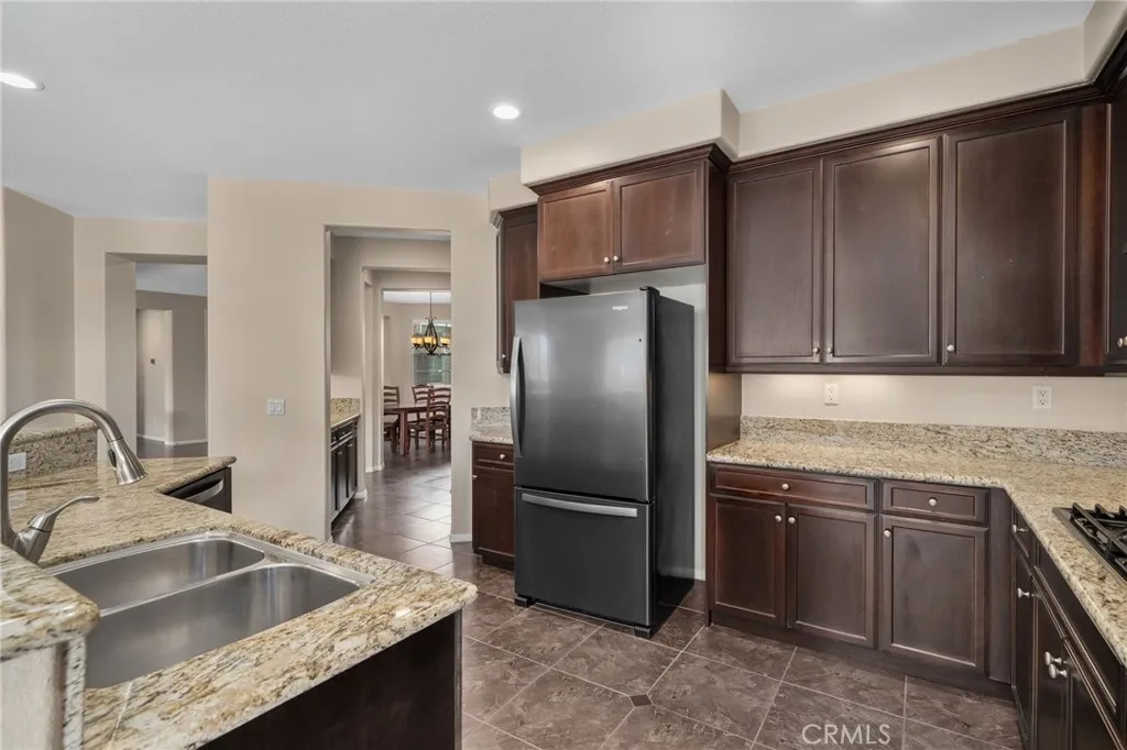 28605 Tracer Court, Riverside, California 92555 home-pic-16