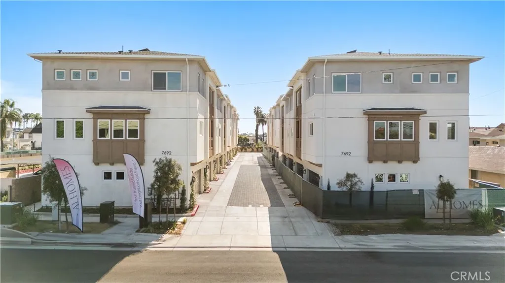 7692 9th Street 112, Buena Park, California 90621 home-pic-2