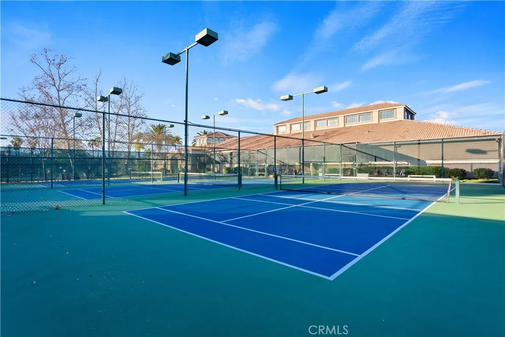 24165 Corte Valente, Murrieta, California 92562 home-pic-43