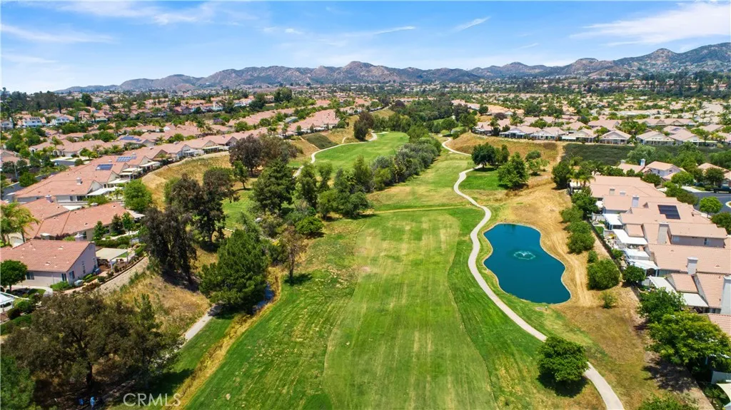 24165 Corte Valente, Murrieta, California 92562 home-pic-45