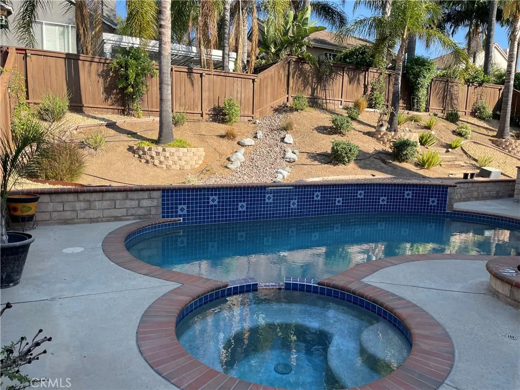 2621 Grove, Corona, California 92882 home-pic-27