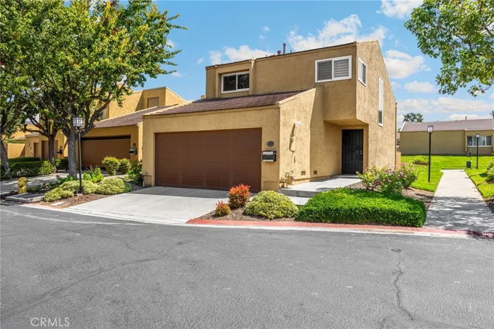 4768 Carmonita, Yorba Linda, California 92886