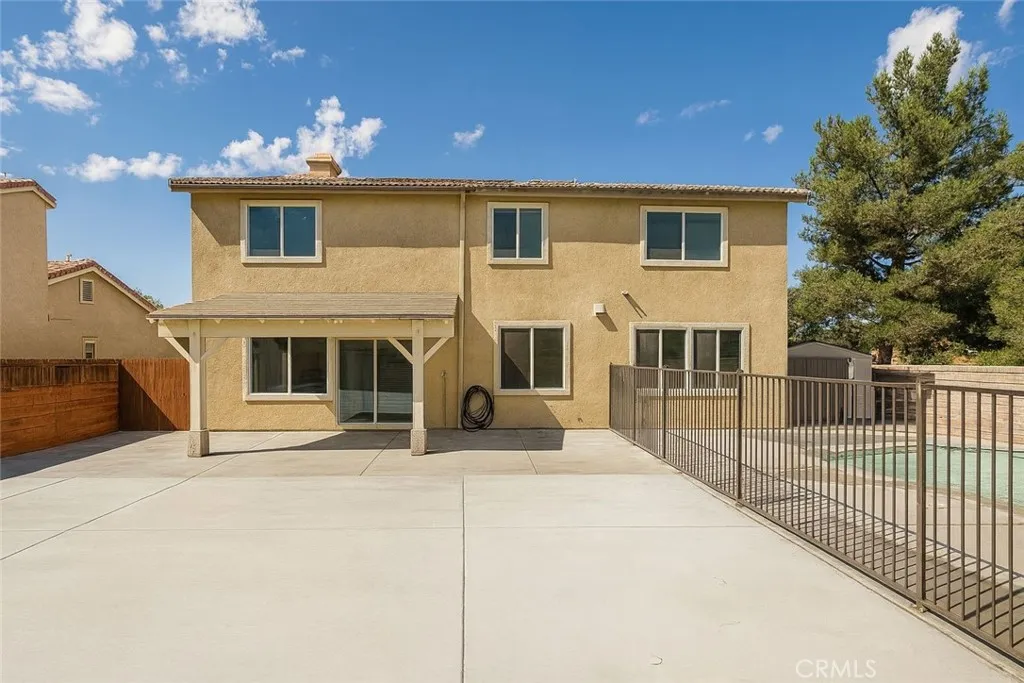 36948 35th E, Palmdale, California 93550 home-pic-18