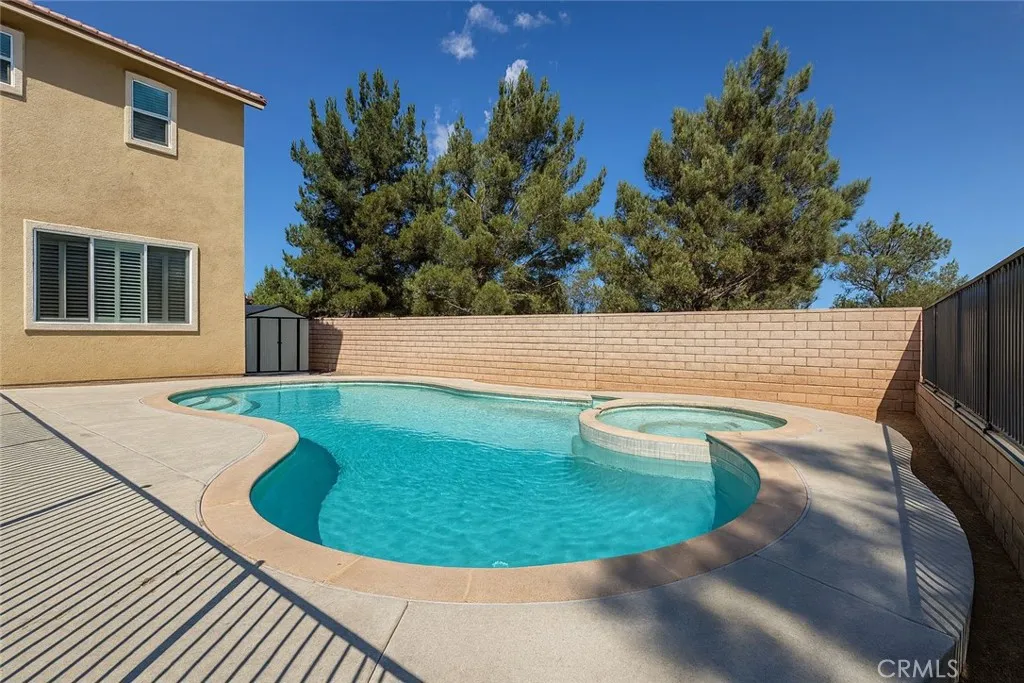 36948 35th E, Palmdale, California 93550 home-pic-19