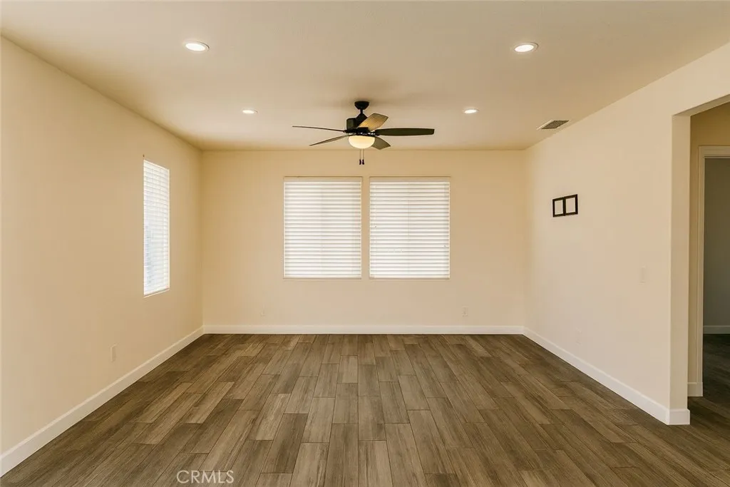36948 35th E, Palmdale, California 93550 home-pic-5