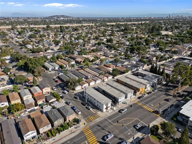 3390 Santa Fe Avenue, Long Beach, California 90810