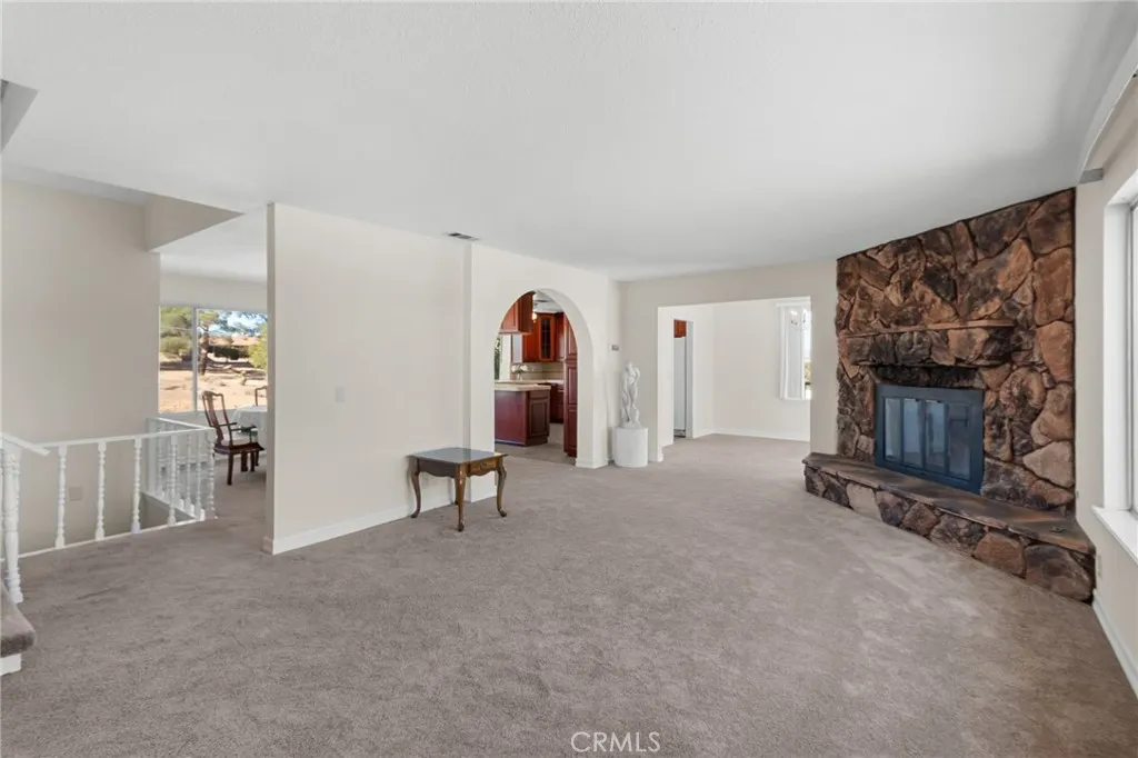 18785 Talisman, Hesperia, California 92345 home-pic-33