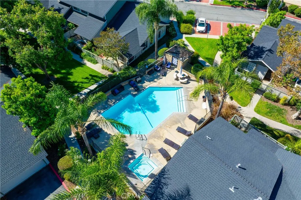 8844 Knollwood, Rancho Cucamonga, California 91730 home-pic-25