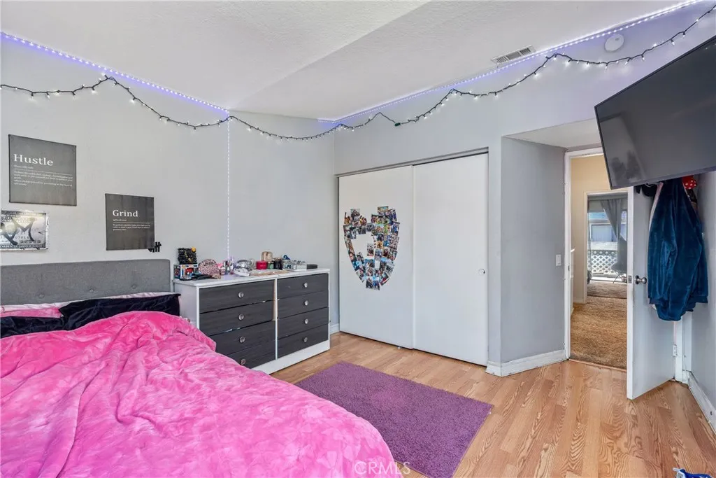 8844 Knollwood, Rancho Cucamonga, California 91730 home-pic-16
