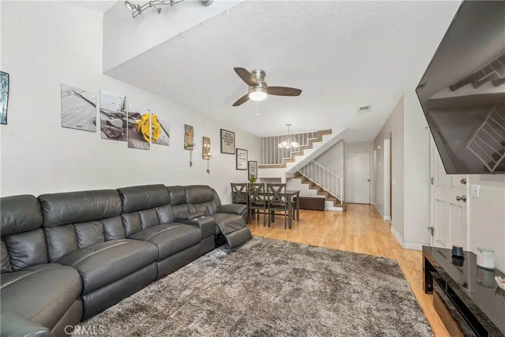 8844 Knollwood, Rancho Cucamonga, California 91730 home-pic-4
