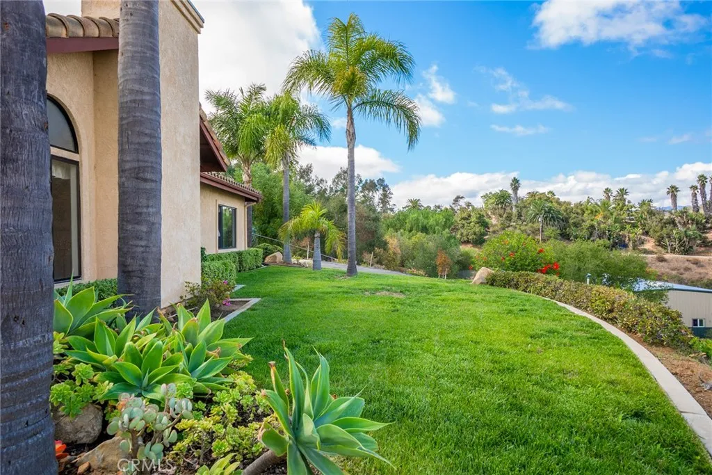 510 Hilbert Drive, Fallbrook, California 92028 home-pic-7
