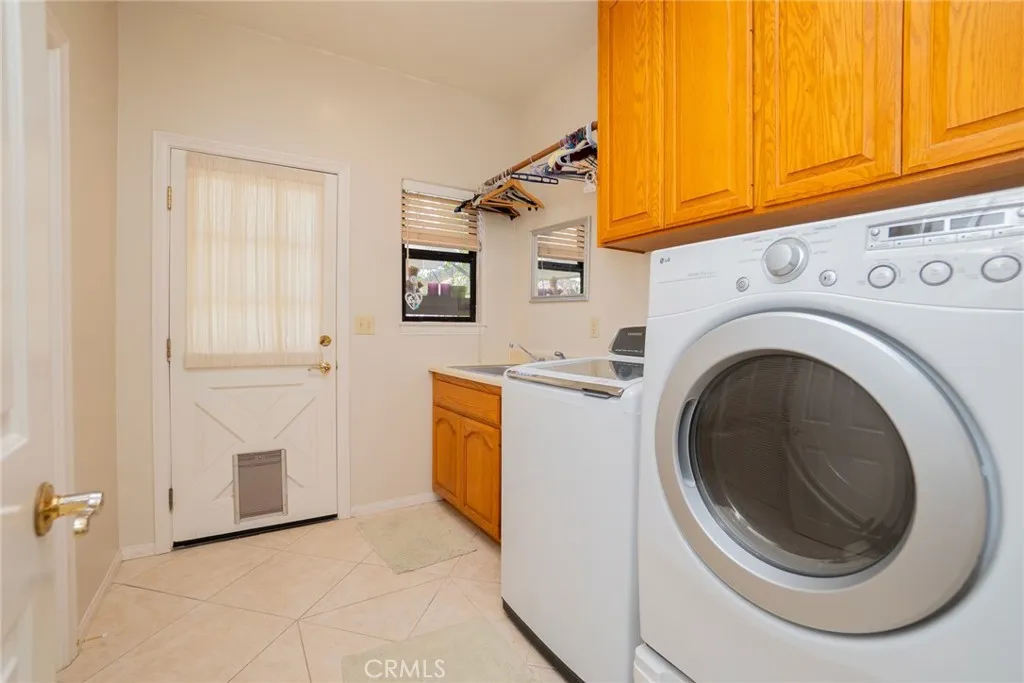 510 Hilbert Drive, Fallbrook, California 92028 home-pic-26