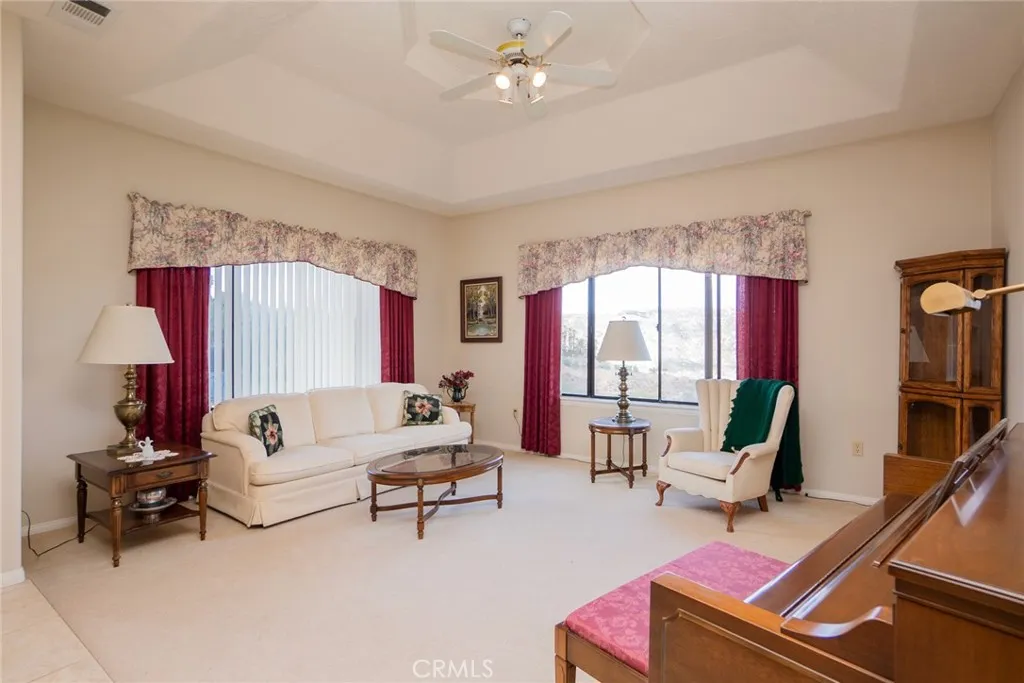 510 Hilbert Drive, Fallbrook, California 92028 home-pic-21