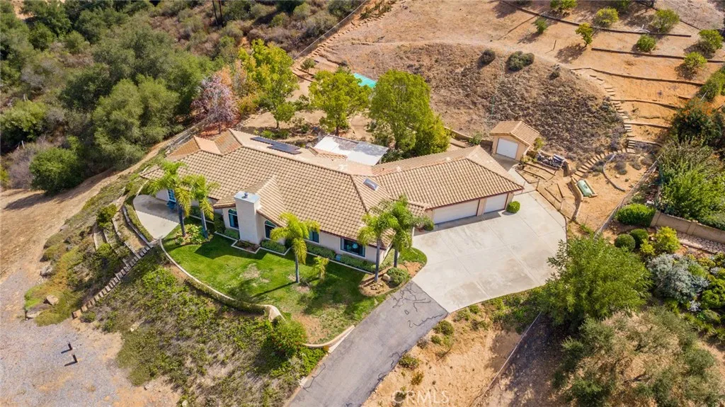 510 Hilbert Drive, Fallbrook, California 92028 home-pic-44