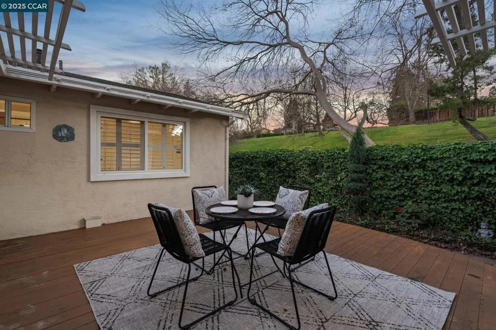 851 Luz Ct, Danville, California 94502 home-pic-6