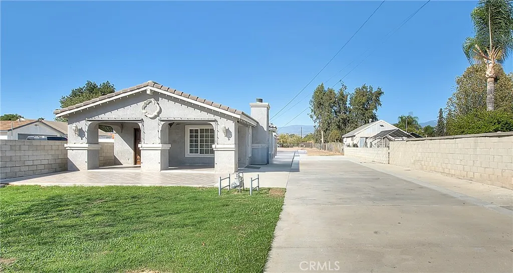 941 W F Street, Colton, California 92324 home-pic-2