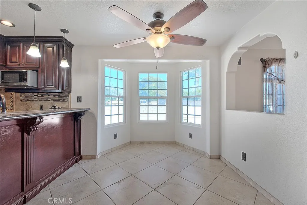 941 W F Street, Colton, California 92324 home-pic-25
