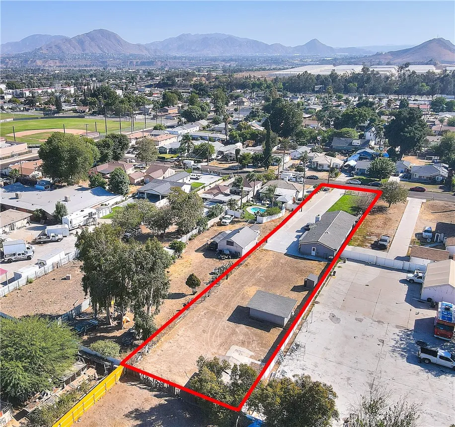 941 W F Street, Colton, California 92324 home-pic-28