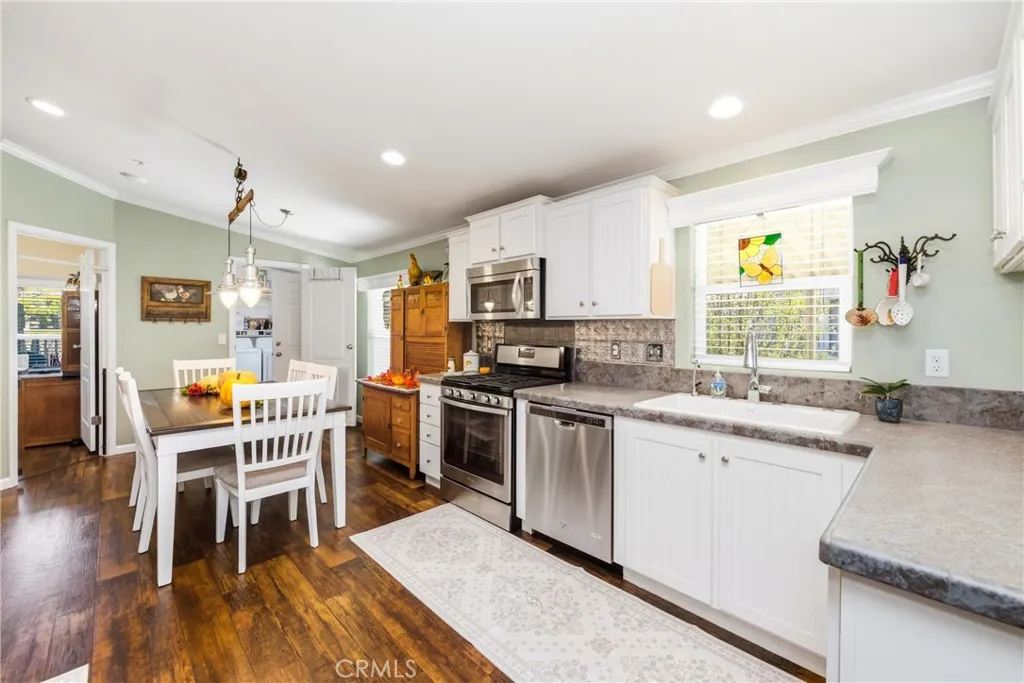4388 E Central Avenue 133, Camarillo, California 93010 home-pic-10