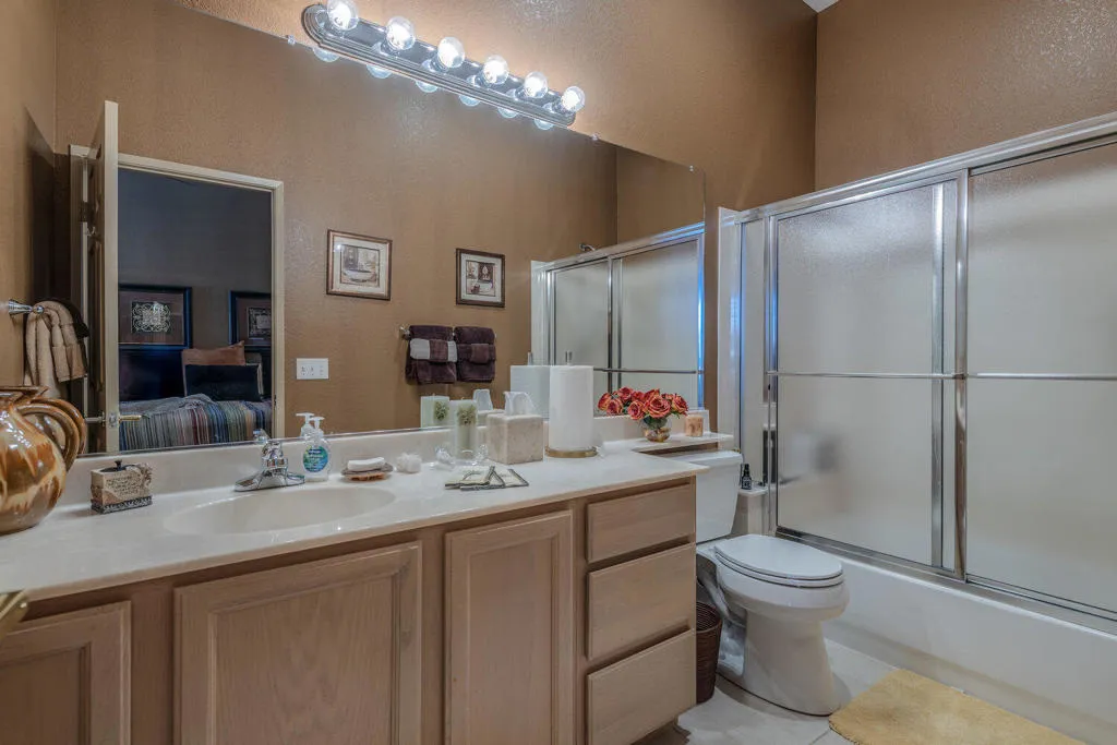 44390 Royal Lytham Drive, Indio, California 92201 home-pic-21