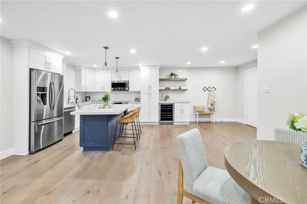 7890 E Spring Street 10f, Long Beach, California 90815 home-pic-4