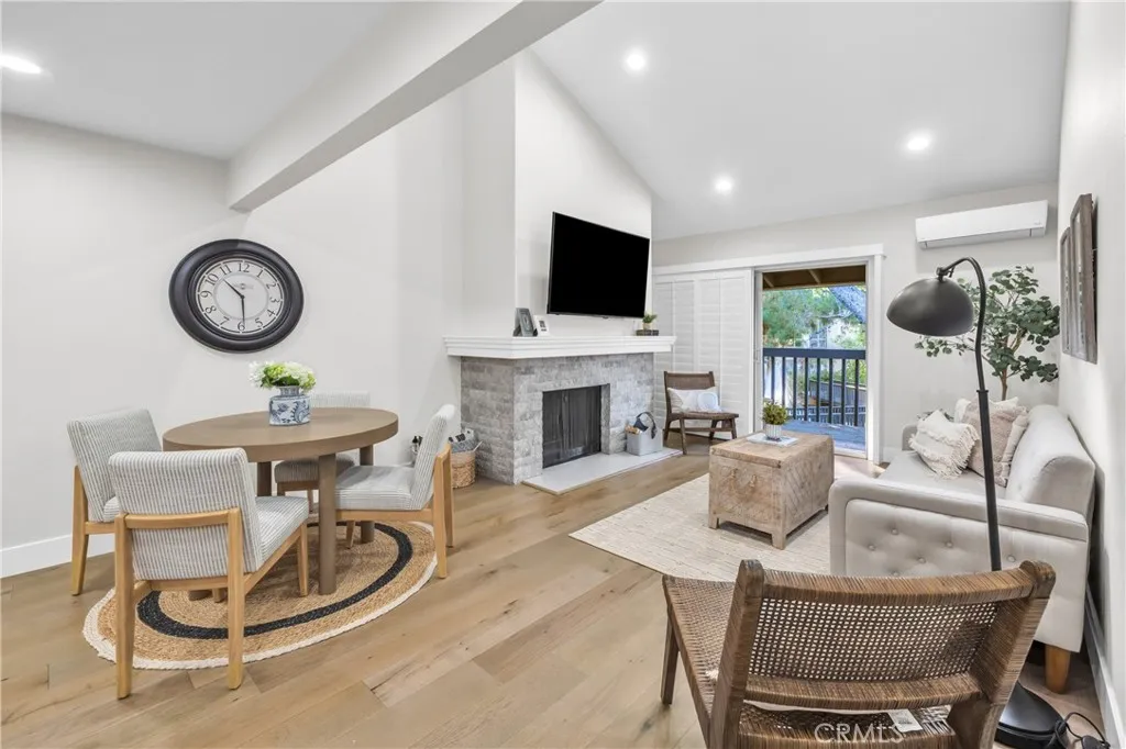 7890 E Spring Street 10f, Long Beach, California 90815 home-pic-11