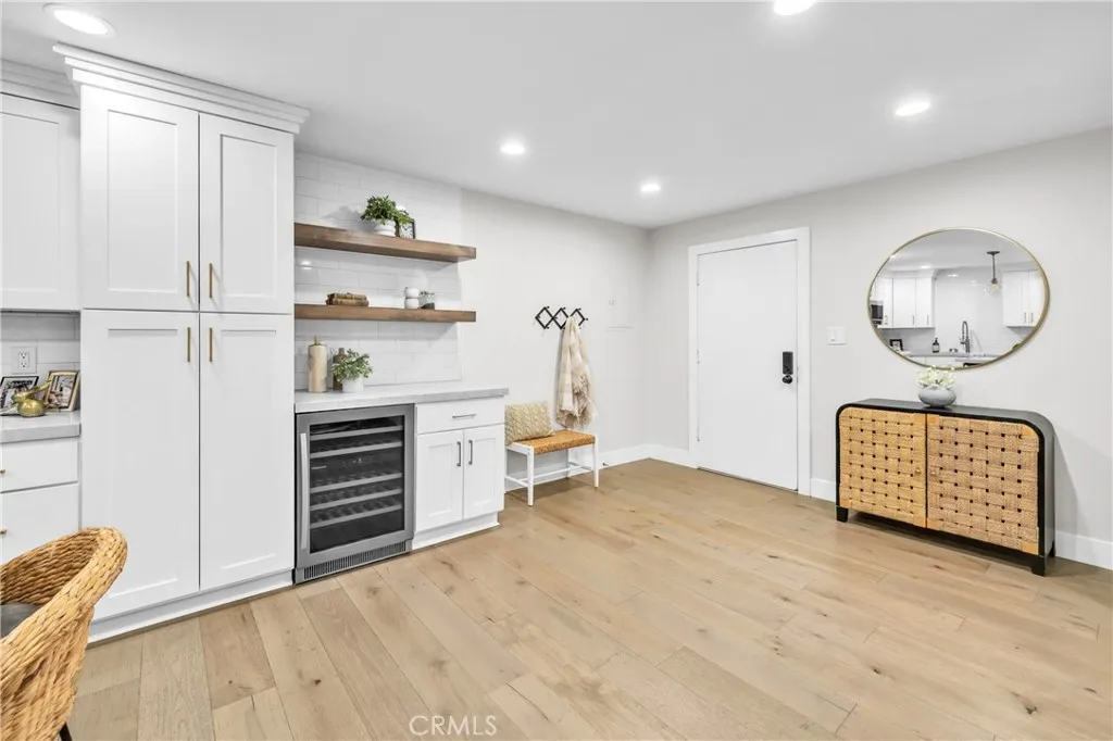 7890 E Spring Street 10f, Long Beach, California 90815 home-pic-7