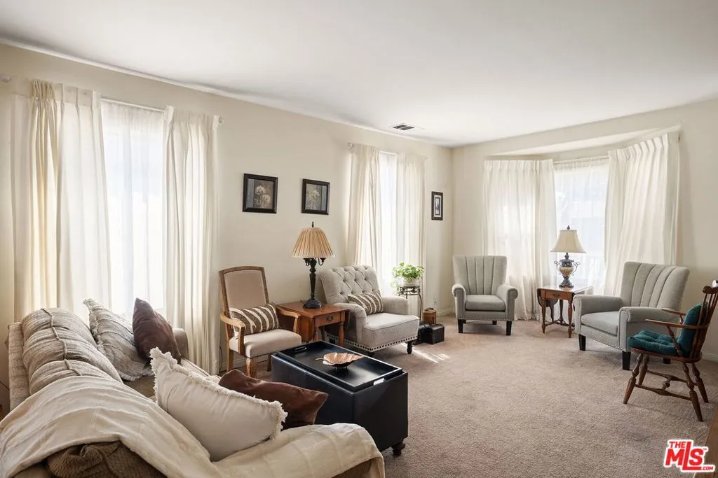 2810 Tilden Avenue, Los Angeles, California 90064 home-pic-6